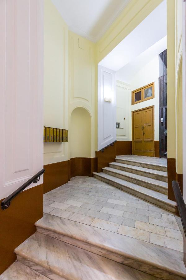 Apartamento Rettifilo Family By Wonderful Italy Nápoles