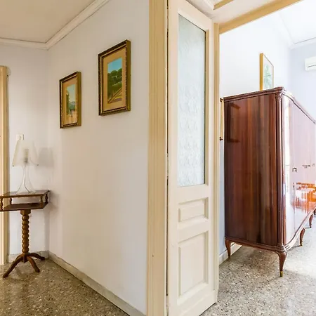 Rettifilo Family Apartment By Wonderful Italy Naples Exterior photo